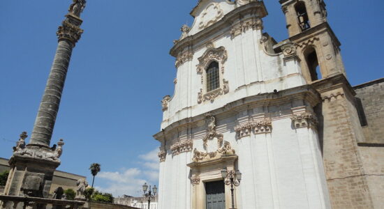 Lo splendido borgo in Italia dove regalano 30.000 euro ai non residenti-Chiesa Sant'Andrea-foto da wikipedia