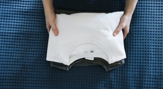 Macchie gialle di sudore sulle magliette-proiezionidiborsa.it
