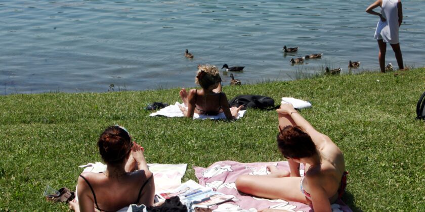 Mai più pancia in vista e inutili complessi in spiaggia-proiezionidiborsa.it