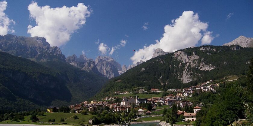 Molveno è il borgo con il lago premiato da 5 Vele blu-foto da wikipedia