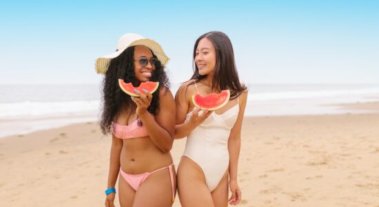 Non sai cosa mangiare per combattere il caldo senza ingrassare