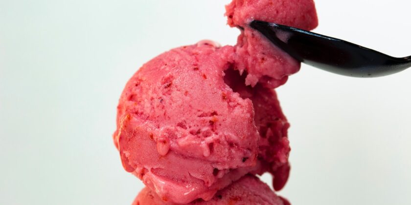 Prova questo sorbetto alla fragola da fare a casa