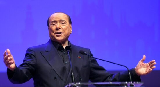 Silvio Berlusconi è morto
