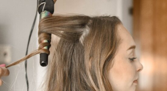Troppo caldo per piastrare i capelli