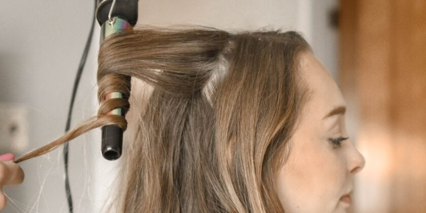 Troppo caldo per piastrare i capelli