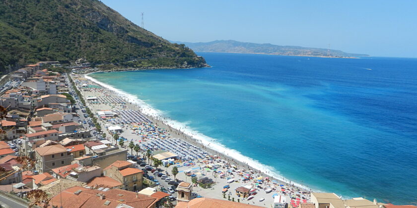Un litorale da favola dove gli alberghi sono scontatissimi-Scilla-foto da wikipedia