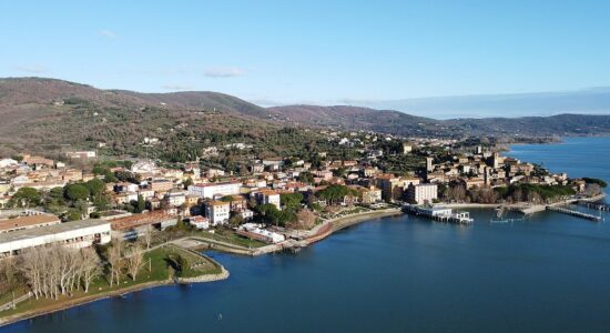 Un meraviglioso borgo sul lago