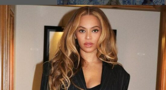 Vuoi nascondere e coprire i capelli bianchi come Beyoncé