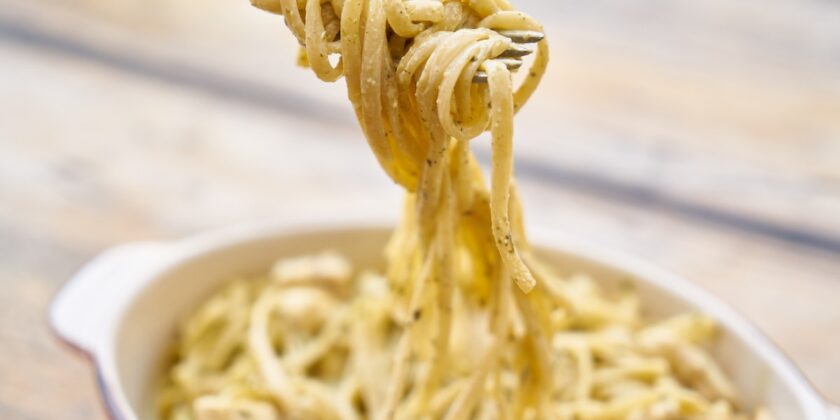 Ami la pasta cacio e pepe