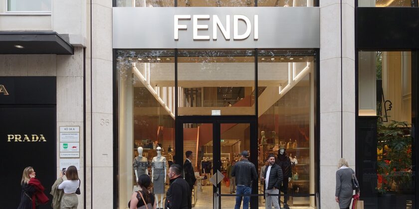 Borgo umbro ristrutturato dalla celebre stilista Fendi-foto da wikipedia-Autore Kürschner