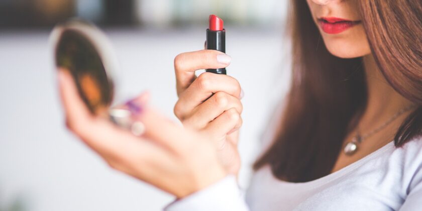 Il make-up estivo più richiesto-proiezionidiborsa.it