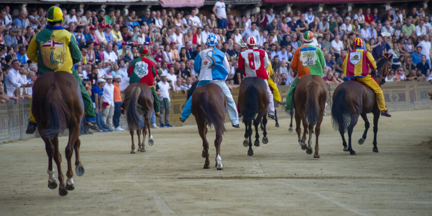 La vittoria del Palio di Siena di Giovanni Atzeni-proiezionidiborsa.it