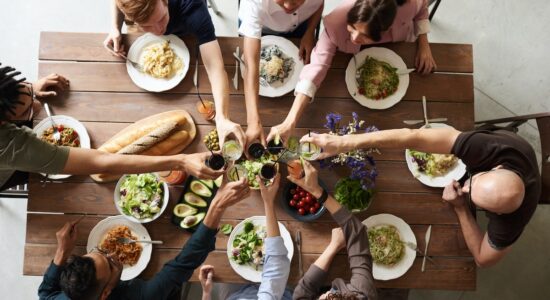 Pranzo o cena veloci con verdure e un dolce