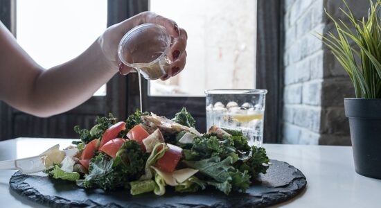 Quali cibi mangiare per bruciare più grassi
