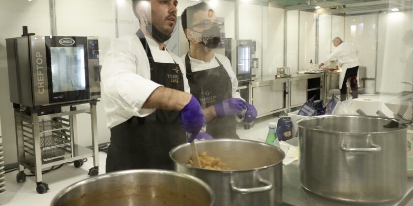 Quanto deve cuocere il ragù per non essere amaro-proiezionidiborsa.it