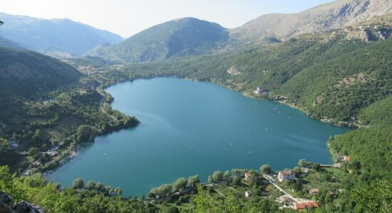 Scanno, il paradiso col lago a forma di cuore