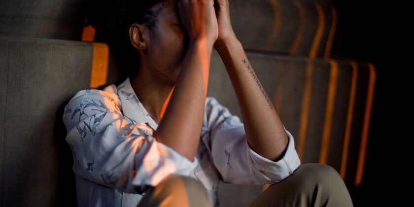 Sentirsi giù di morale o depresso senza motivo-proiezionidiborsa.it