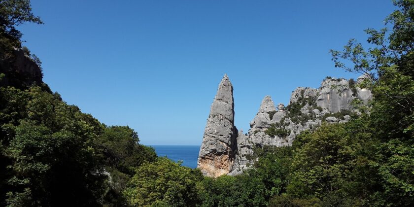 Vacanze a basso costo in un paradiso italiano-Aguglia di Coloritzè-proiezionidiborsa.it