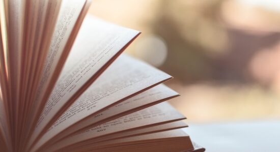 4 libri imperdibili da leggere sotto l’ombrellone-proiezionidiborsa.it