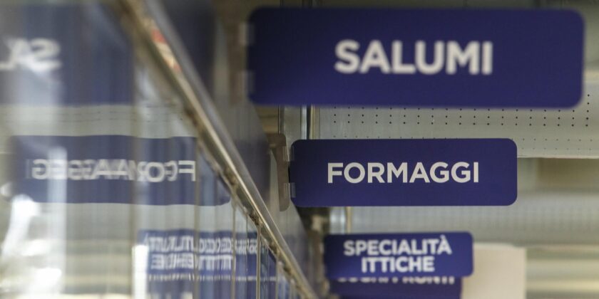 4 supermercati convenienti-Foto da imagoeconomica