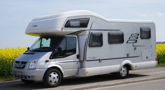 Affittare un camper-proiezionidiborsa.it