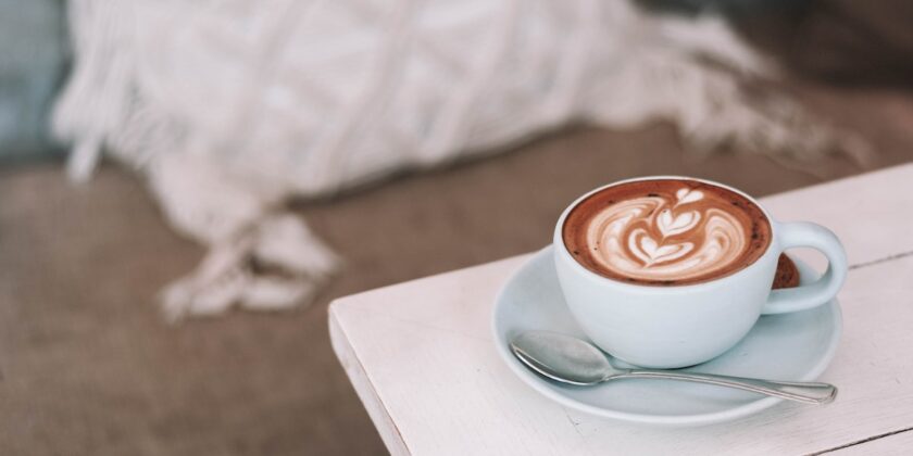 Caffè con la moka, chicchi, cialde o capsule