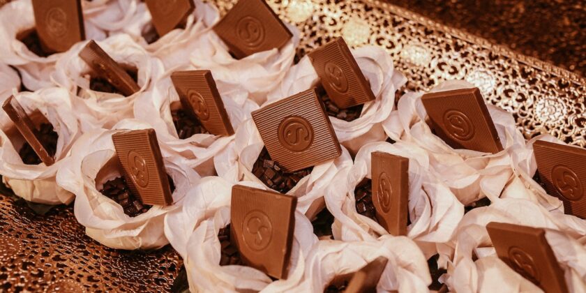 È un errore buttare il vassoio dei dolci
