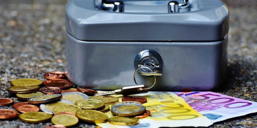 Ecco dove mettere i soldi in banca prima di una vacanza-Foto da pixabay.com