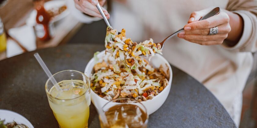 Insalata di pollo senza maionese