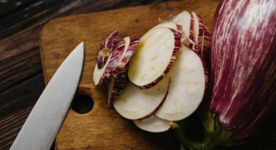 Melanzane, uova, pomodoro e mozzarella