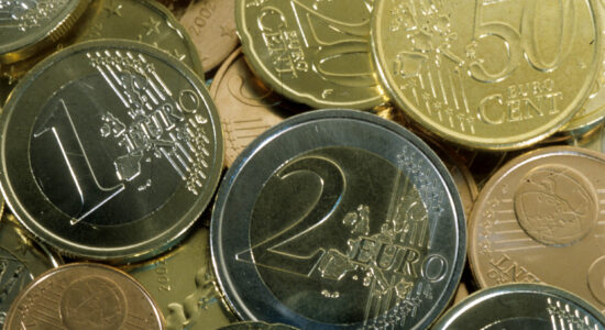 Monete da 2 euro-Foto da imagoeconomica