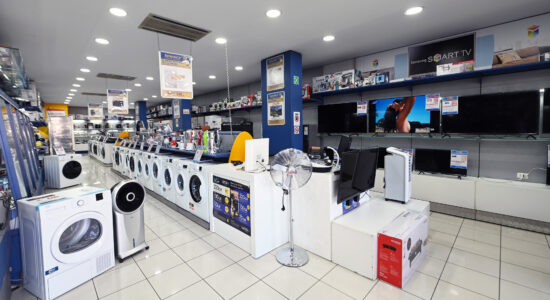 Negozio di elettrodometici-Foto da imagoeconomica
