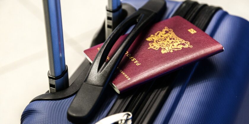 Pratiche e costi per il fare il passaporto-Foto da pixabay.com