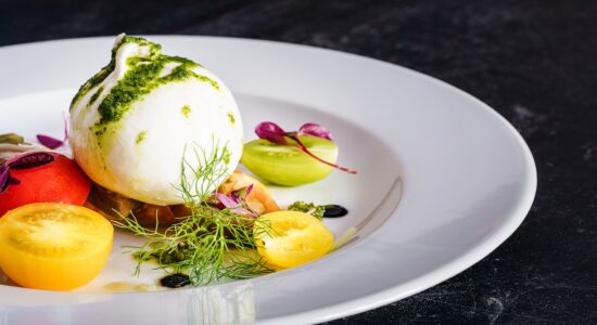 Quante ricette estive si possono fare con mozzarella e pomodoro
