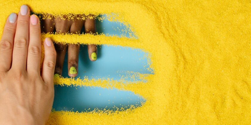 Tutti i colori di smalto dell’estate 2023
