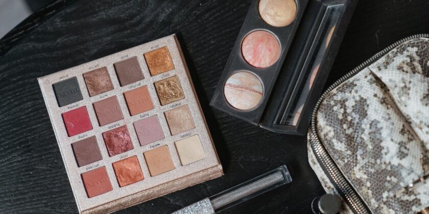 Tutto quello che non deve mai mancare nel beauty case da viaggio