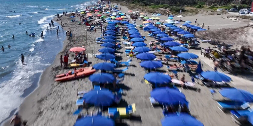 Vacanza al mare-Foto da imagoeconomica