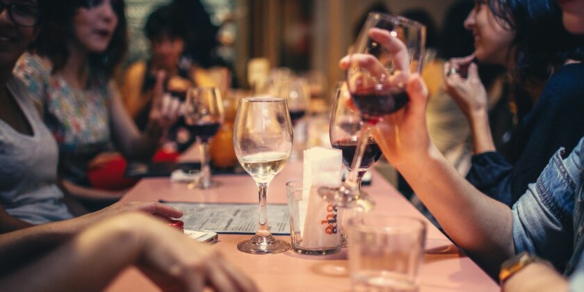 3 luoghi in cui bere un aperitivo a meno di 15 euro a Porto Cervo