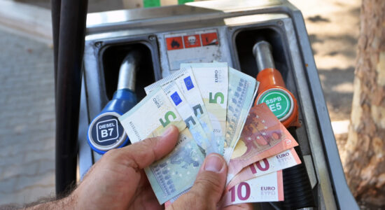 Accise dei carburanti-Foto da imagoeconomica