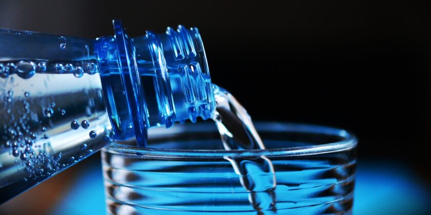 Acqua minerale-Foto da pixabay.com