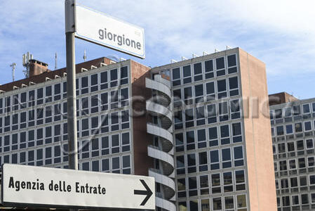 Agenzia delle Entrate sede-Foto imagoeconomica