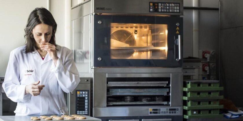 Fare biscotii con 3 ingredienti-Foto da imagoeconomica