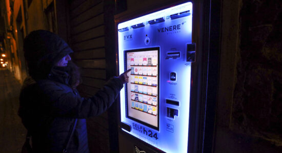 Gratta e Vinci-Foto da imagoeconomica