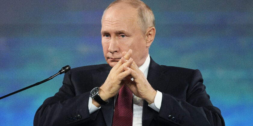 La Russia vara la sperimentazione del rublo digitale-Valdimir Putin-Foto da imagoeconomica