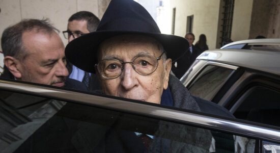 La morte di Giorgio Napolitano-Foto da imagoeconomica
