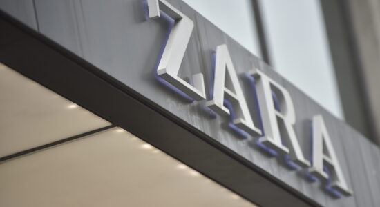 Moda autunno 2023, ecco i trench di Zara da non perdere