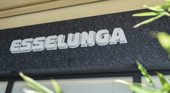 Punto vendita Esselunga-Foto da imagoeconomica