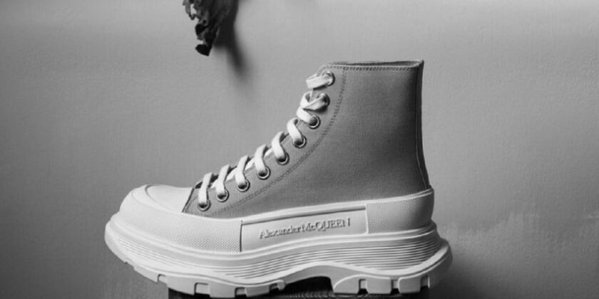 Quanto costa un paio di scarpe Alexander McQueen