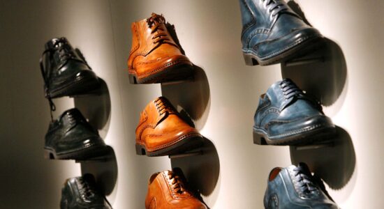 Scarpe uomo-Foto da imagoeconomica
