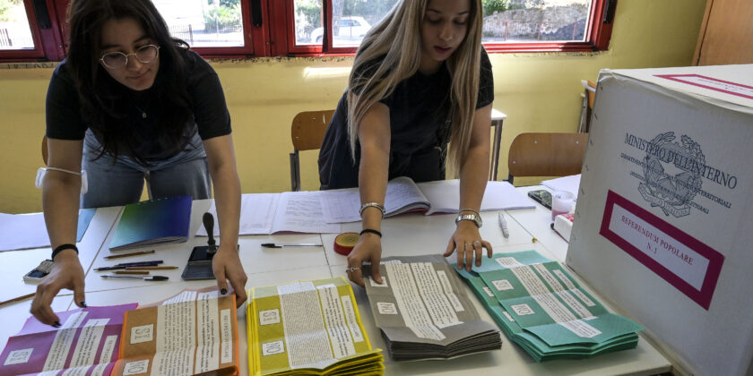 Seggio elettorale-Foto da imagoeconomica